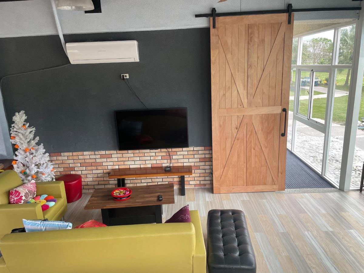 Haibian Mingren 50 Hualien Exterior foto